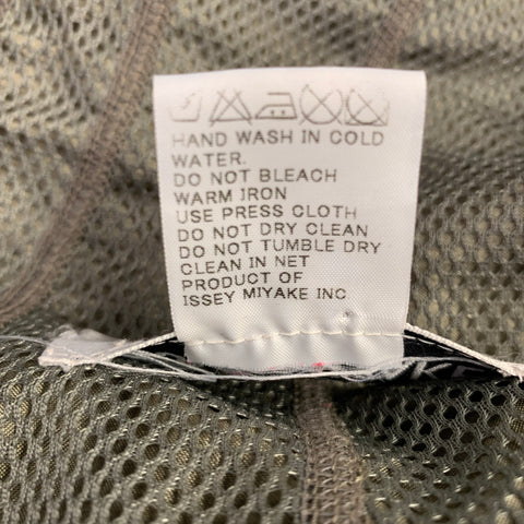ISSEY MIYAKE Size L Green Sage Mesh Windbreaker Jacket