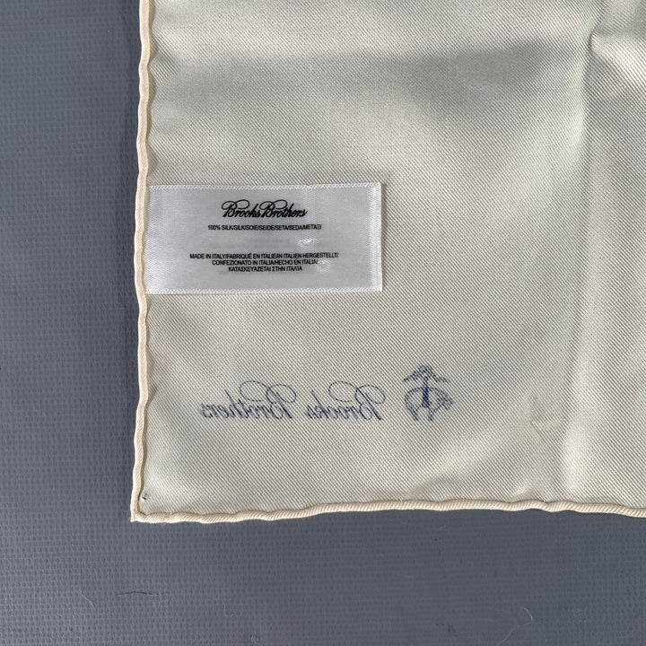 BROOKS BROTHERS Cream Solid Silk Pocket Square