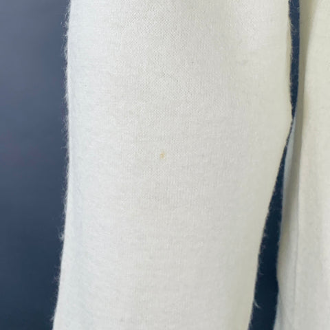 I.MAGNIN Size XL Cream Knit Acrylic V-Neck Pullover