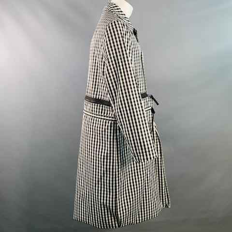 BURBERRY Taille 38 Manteau à Carreaux Noir et Blanc en Polyester Laine à Boutons Pression