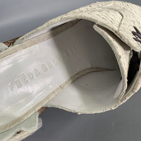 FREDA SALVADOR Size 5.5 White Leather Snake Embossed Embossed Pointed Toe Flats