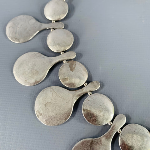 METAL POINTUS Silver Metal Circles Necklace