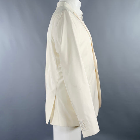 CALVIN KLEIN Size 40 Off White Silk Peak Lapel Sport Coat