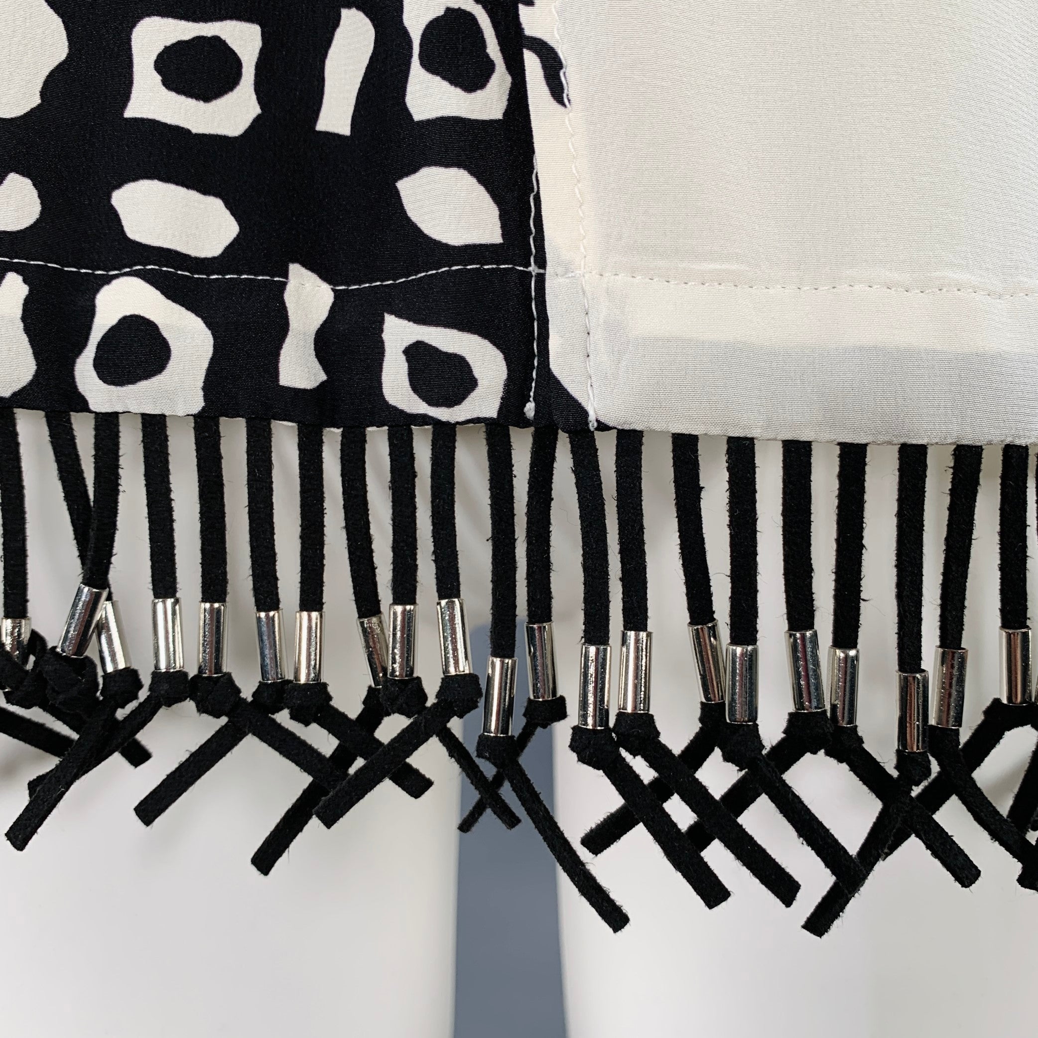 ALTUZARRA Size 6 Black Cream Abstract Sleeveless Fringe