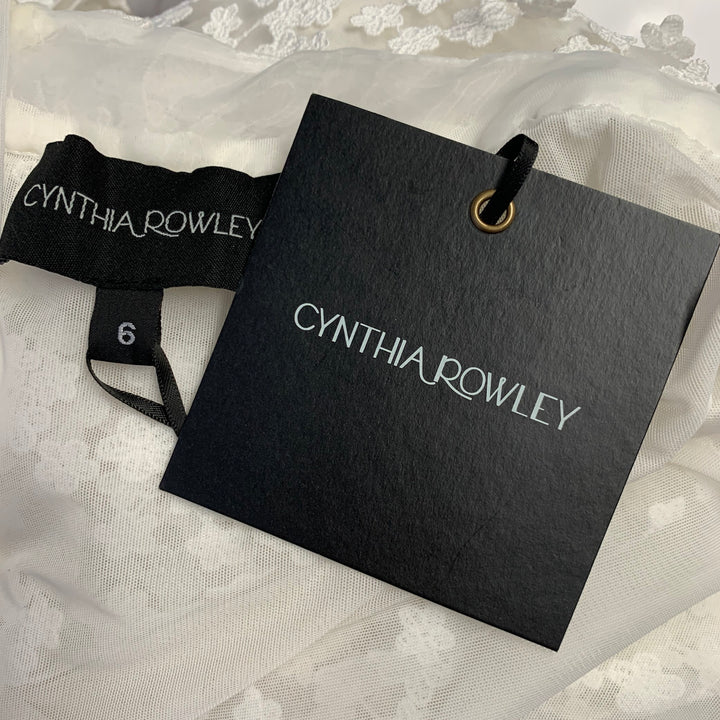 CYNTHIA ROWLEY Size M White Polyester Lace Peak Lapel Pantsuit