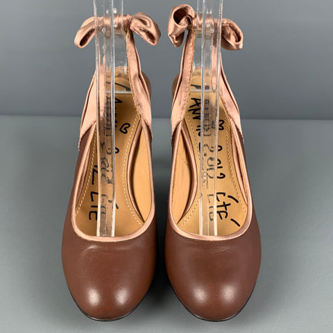 LANVIN Talla 9 Zapatos de tacón con tira trasera de satén de cuero rosa marrón