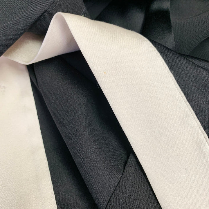 DONNA KARAN Size 8 Black Cream Viscose Blend Mixed Materials Hidden Buttons Blouse