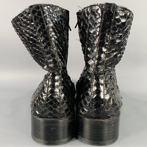 GIANNI VERSACE Pointure 38 Bottines en cuir de python noir à fermeture éclair latérale