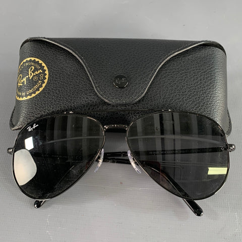 RAY-BAN New Aviator Black Metal Sunglasses