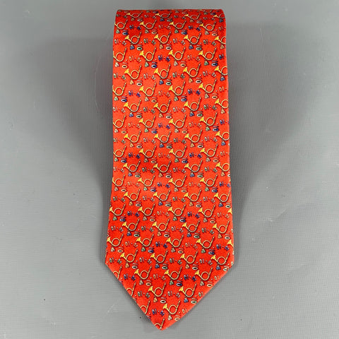 Cravate en soie SALVATORE FERRAGAMO motifs cors de chasse rouges et jaunes