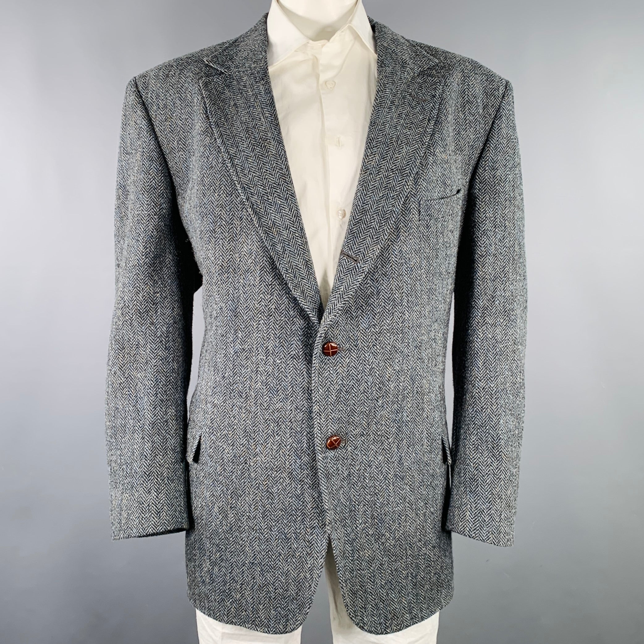 ORVIS Size 52 Grey Black Blue Herringbone Wool Notch Lapel Sport Coat