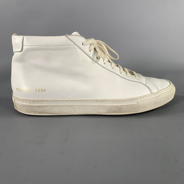 COMMON PROJECTS Size 8 White Leather Lace Up Sneakers