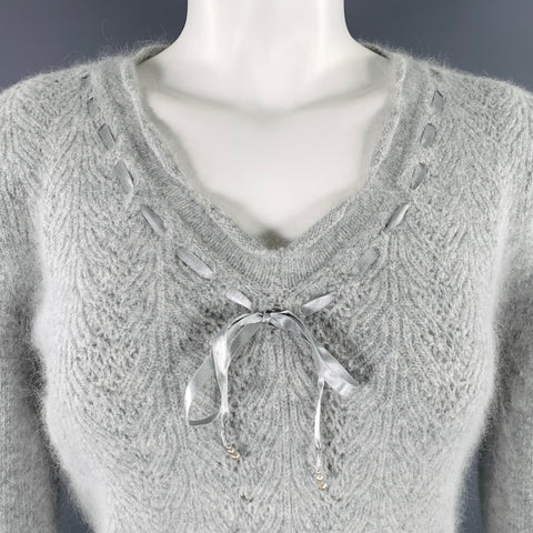 LUCY & LAUREL Size M Grey Nylon Blend Ribbon Trim V-Neck Sweater