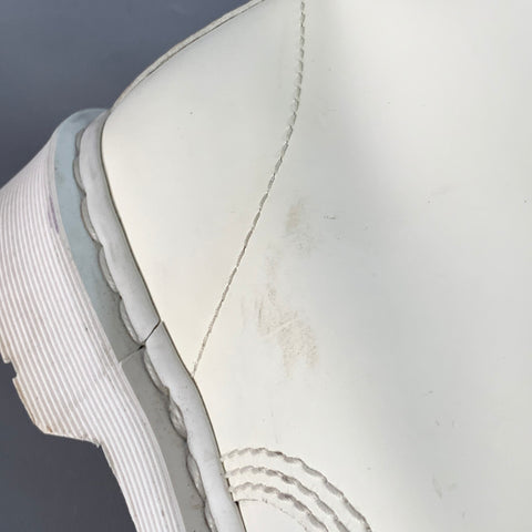 DR. MARTENS Size 10 White Leather Lace-Up Combat Boots