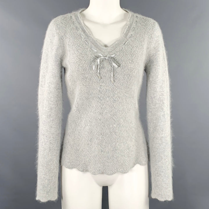 LUCY & LAUREL Size M Grey Nylon Blend Ribbon Trim V-Neck Sweater
