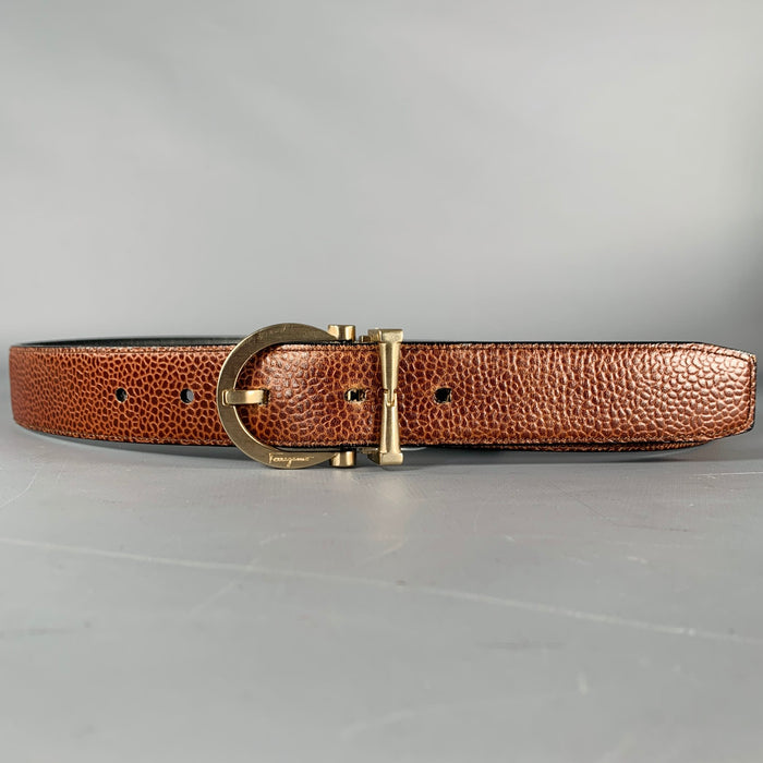 SALVATORE FERRAGAMO Size 34 Brown Black Pebble Grain Leather Belt