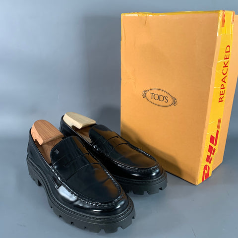 TOD'S Size 11 Black Patent Leather Lug Sole Penny Loafers Flats