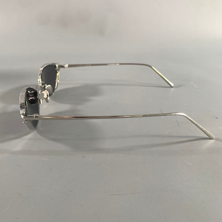 LINDA FARROW Silver Black Solid Sunglasses