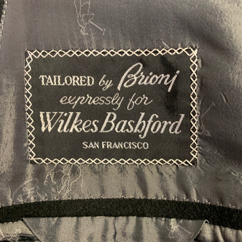 BRIONI Size 44 Black Cashmere Single Breasted Coat