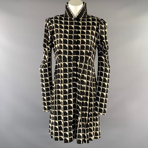 HANOUT Size M Black White Geometric Long Sleeve Dress