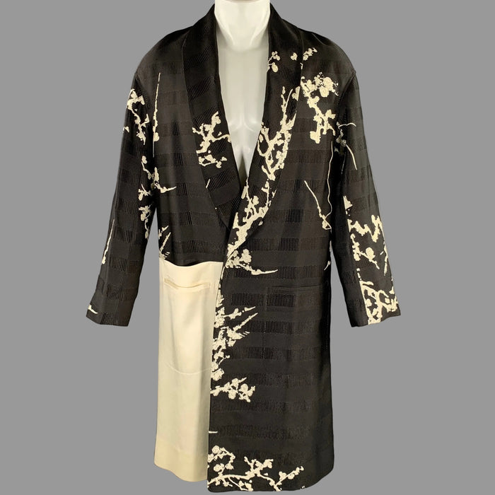 HAIDER ACKERMANN Manteau Col Châle Fleur Noire et Blanche