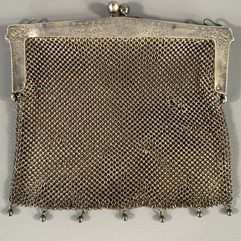 VINTAGE Silver Metallic Mesh Chain Clutch Bag