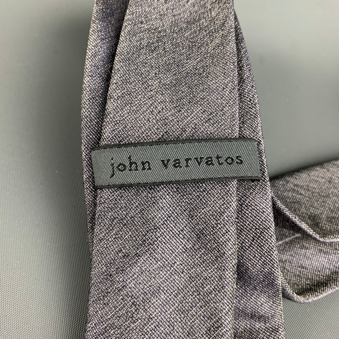JOHN VARVATOS Cravate en soie/viscose à rayures diagonales charbon de bois violet