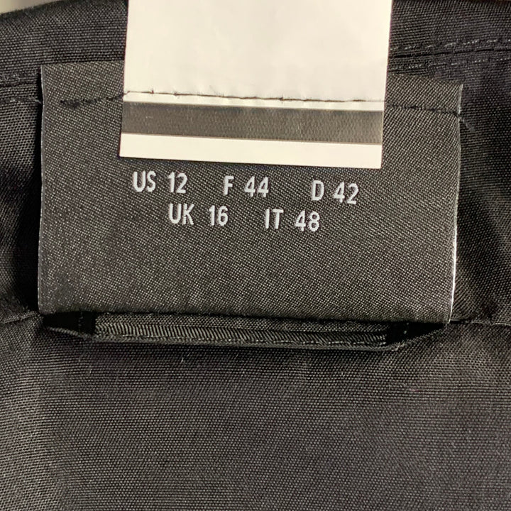 AKRIS Size 12 Black Silk Zip Up Coat