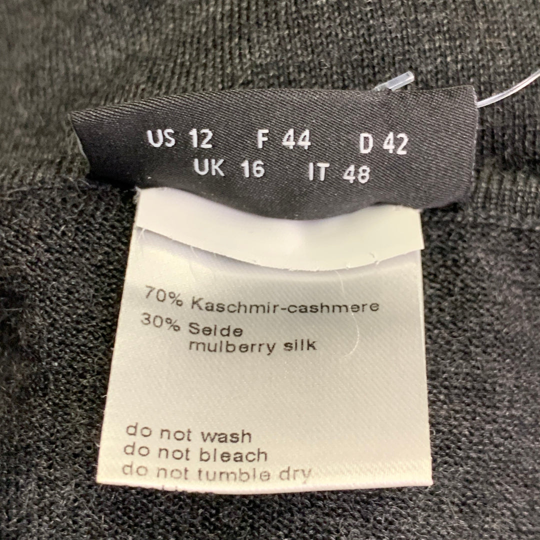 AKRIS Size 12 Charcoal Grey Cashmere Silk Jersey Crew Neck Pullover