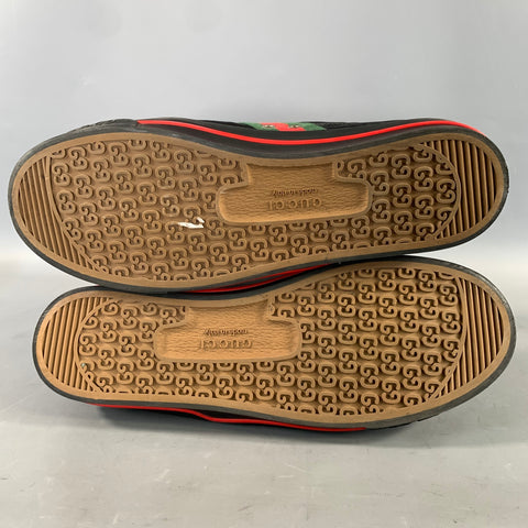 GUCCI Size 10 Black Red & Green Monogram Low Top Sneakers