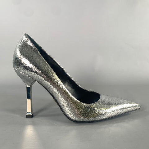 MICHAEL KORS COLLECTION Size 6 Silver Leather Crackled Stiletto Pumps