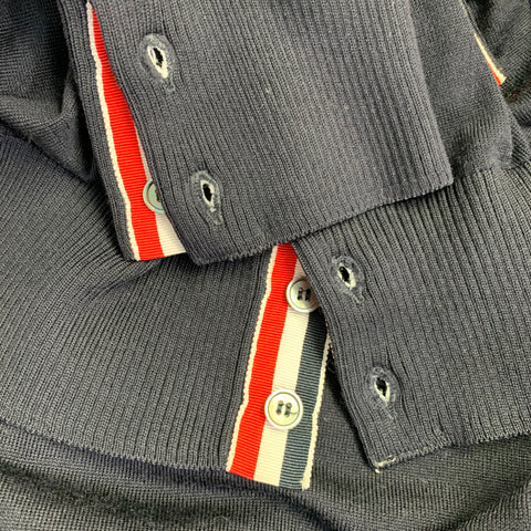 THOM BROWNE Pull en laine mérinos à rayures blanches et bleu marine, taille L