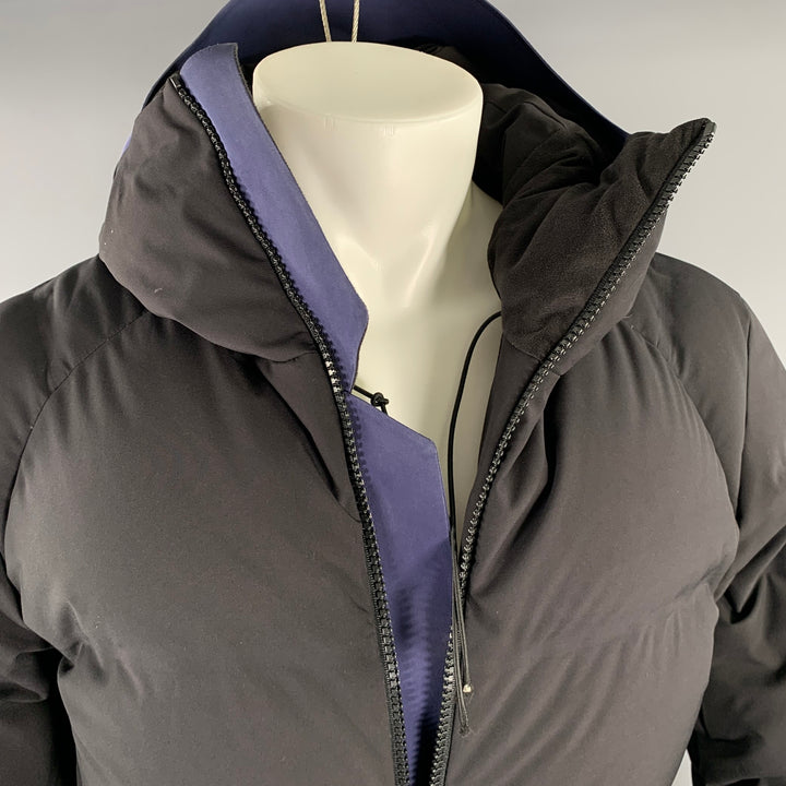 ISAORA Size S Black Navy Polyester Elastane Puffer Coat