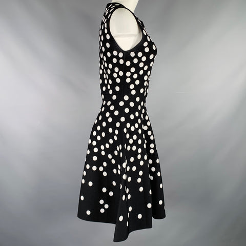 CAROLINA HERRERA Size M Black White Viscose Blend Polka Dot A-Line Dress