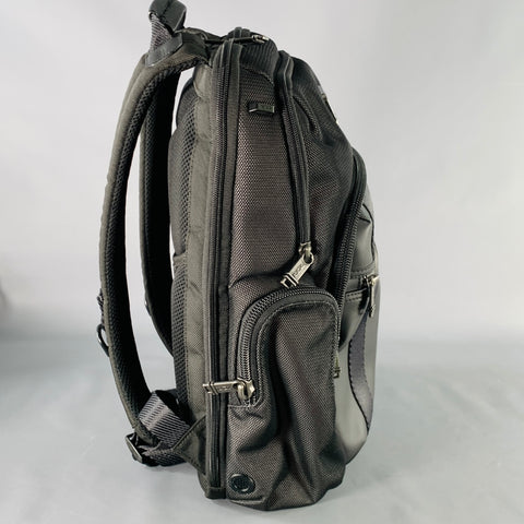 Sac à dos TUMI Alpha Bravo Search en nylon noir métallisé