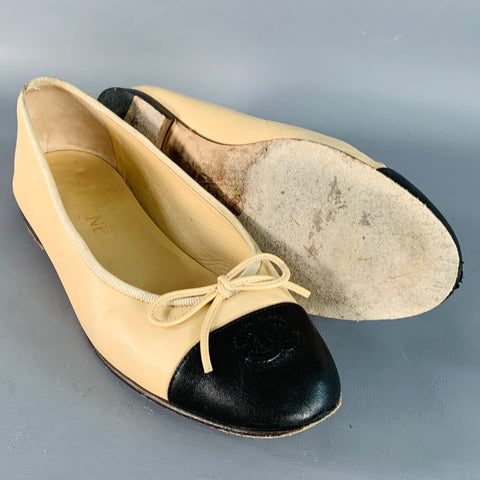 CHANEL Size 9 Beige Black Leather Monogram Cap Toe Flats