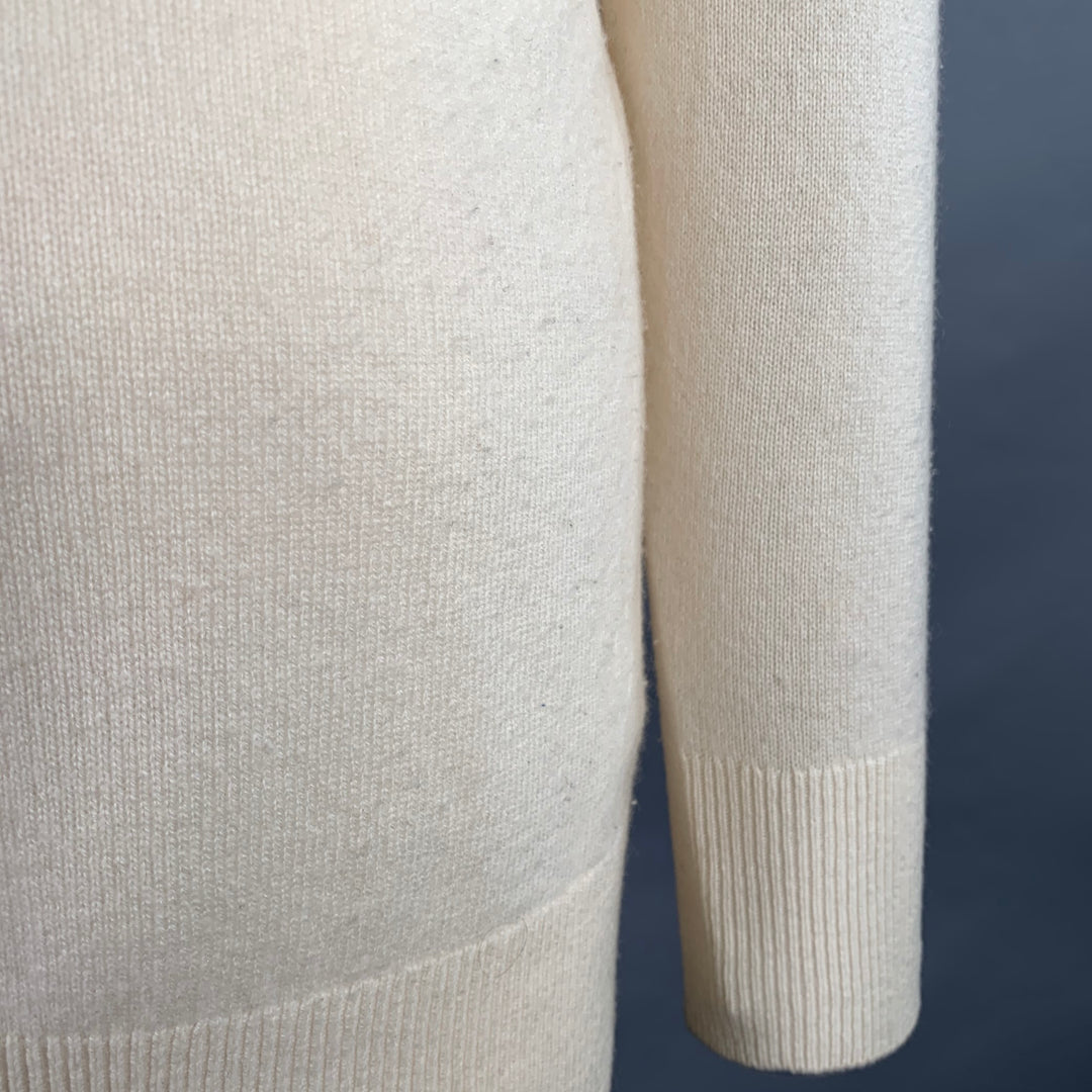 EQUIPMENT Size S Cream Cashmere Knit Oversized V-Neck Pullover