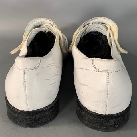 CALVIN KLEIN Size 10.5 White Leather Hook and Loop Closure Lace Up Shoes