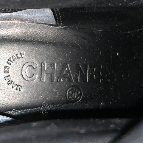 CHANEL Size 9.5 Black Leather Quilted Straps Boots