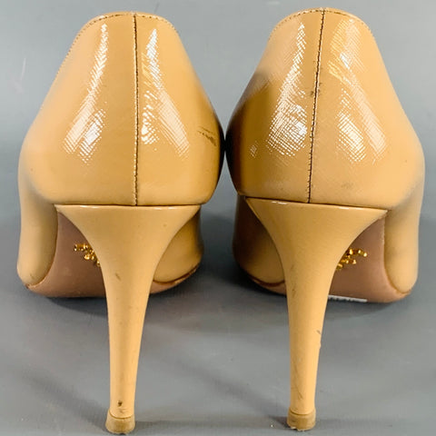 PRADA Size 7 Beige Leather Saffiano Pointed Toe Stiletto Heels Pumps