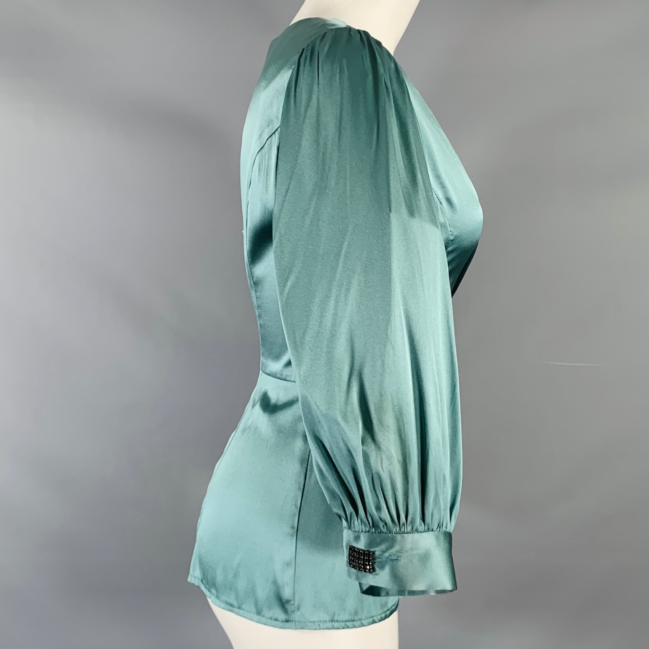 NANETTE LEPORE Size 8 Teal Silk Blend Ruched V-Neck Blouse – Sui Generis  Designer Consignment