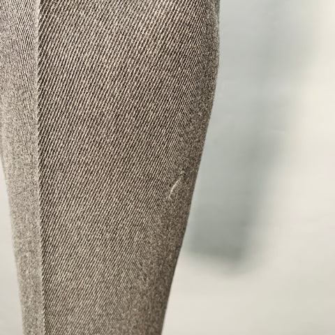 GUCCI Size 34 Grey Twill Wool Tapered Button Fly Dress Pants