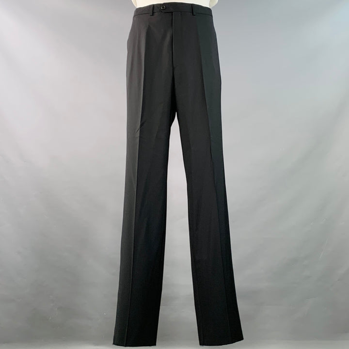 GIANFRANCO FERRE Size 48 Regular Black Virgin Wool Notch Lapel Suit