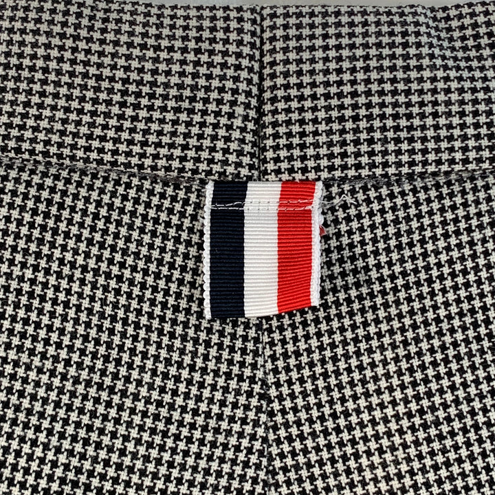 THOM BROWNE Size 38 Regular White Black Houndstooth Wool 3 Button Suit