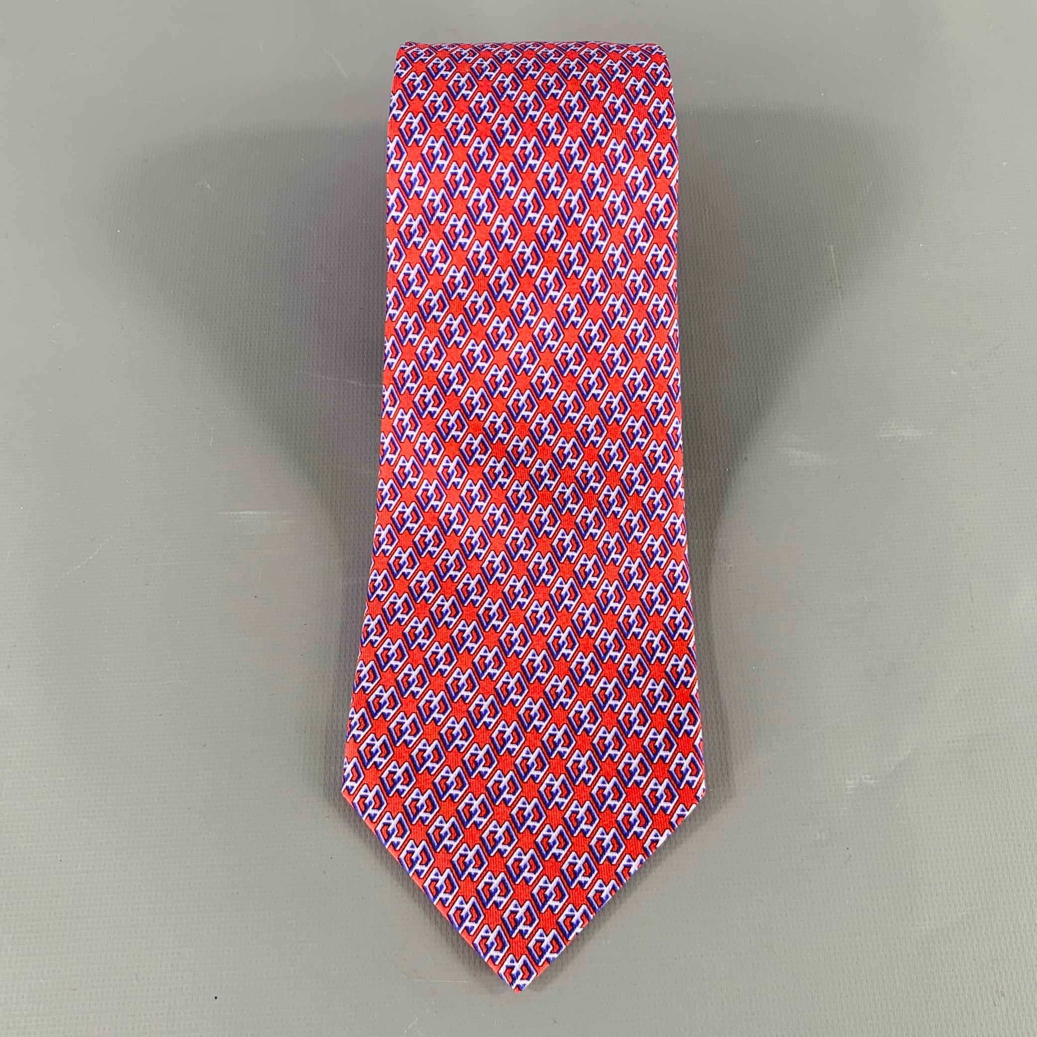 【新品同様】HERMES ネクタイ Hキューブ Hロゴ 立体 ネイビーxレッド 新品同様】HERMES ネクタイ Hキューブ Hロゴ 立体 ネイビーxレッド