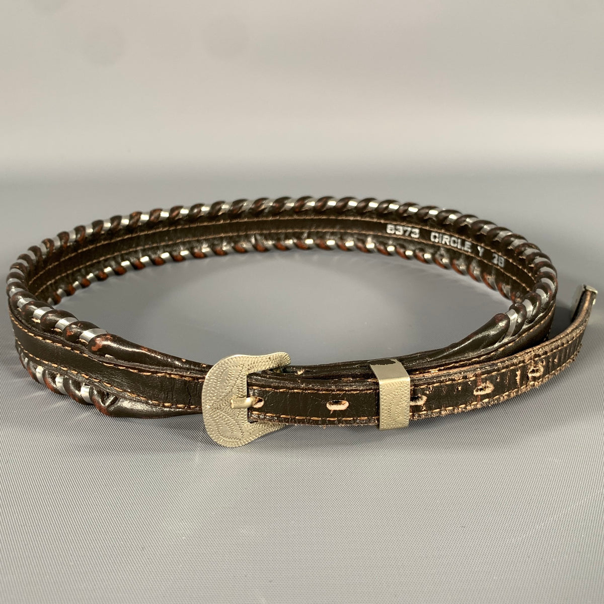 CIRCLE Y Waist Size 26 Brown Silver Leather Belt Amazon.com: Circle Y Women main image 4