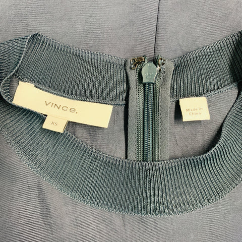 VINCE Top casual sin mangas de rayón gris carbón talla XS
