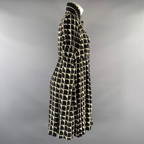 HANOUT Size M Black White Geometric Long Sleeve Dress