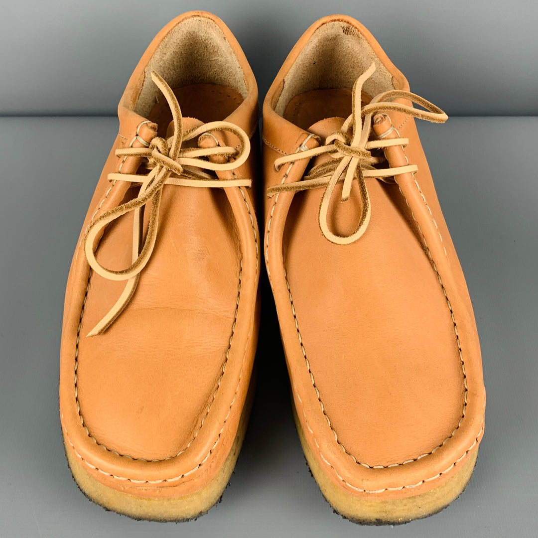 CLARKS Size 8.5 Tan Leather Moccasin Lace-Up Shoes