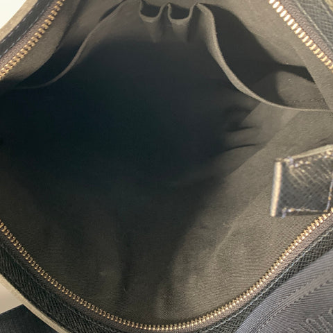 LOUIS VUITTON Sasha Navy Taiga Leather Shoulder Bag